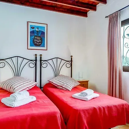 Playa Blanca Sleeps 8 Pool Wifi T334218 فيلة